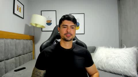 Snapshot of adam_clarke chatting on November 2025 04:02:02 AM adam clarke online show from November 2025 04:02:02 AM