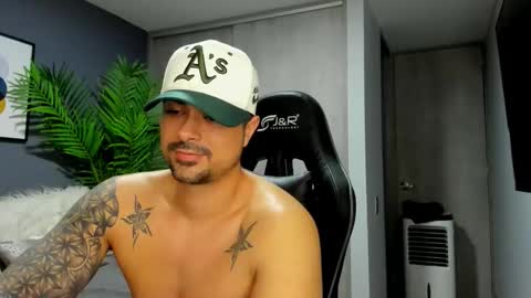 Snapshot of adam_clarke chatting on March 2026 03:23:02 AM adam clarke online show from March 2026 03:23:02 AM