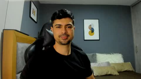 Snapshot of adam_clarke chatting on April 2026 12:44:01 AM adam clarke online show from April 2026 12:44:01 AM