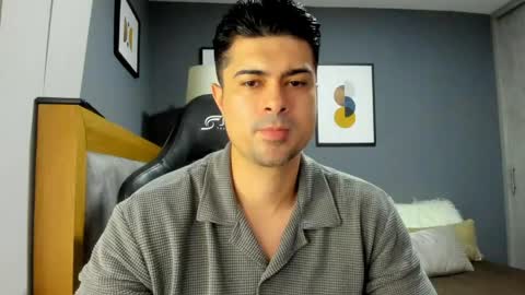 Snapshot of adam_clarke chatting on April 2026 12:50:02 AM adam clarke online show from April 2026 12:50:02 AM