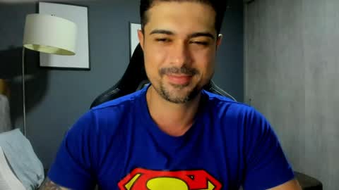 Snapshot of adam_clarke chatting on April 2026 01:53:01 AM adam clarke online show from April 2026 01:53:01 AM