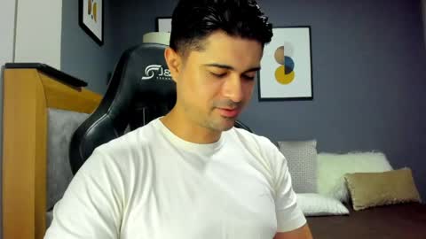 Snapshot of adam_clarke chatting on April 2026 02:24:02 AM adam clarke online show from April 2026 02:24:02 AM