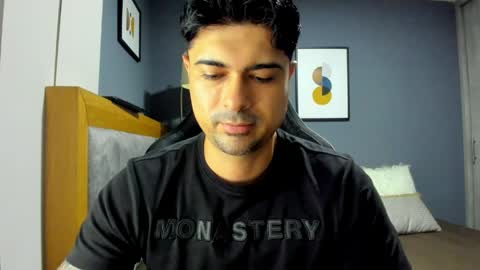 Snapshot of adam_clarke chatting on April 2026 01:19:02 AM adam clarke online show from April 2026 01:19:02 AM