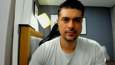 Snapshot of adam_clarke chatting on May 2026 02:18:02 AM adam clarke online show from May 2026 02:18:02 AM