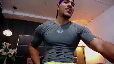 Snapshot of adam_fit19cm chatting on October 2025 01:51:02 PM adam_fit19cm online show from October 2025 01:51:02 PM