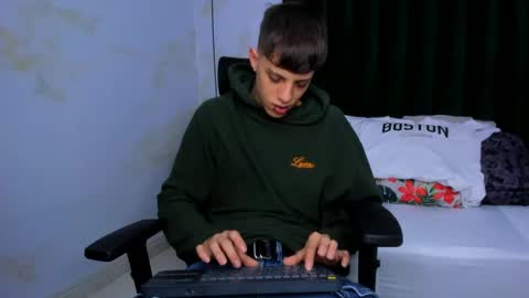 Adam online show from January 2025 07:55:01 PM