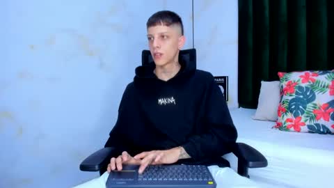 Adam online show from January 2025 07:45:01 PM