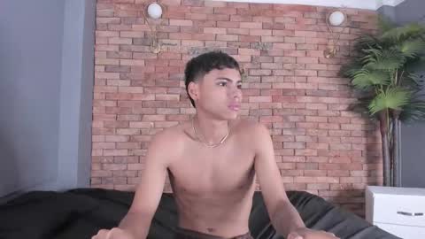 adam_piarse online show from November 2025 09:31:01 AM