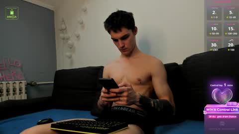Snapshot of adam_porrter chatting on April 2026 11:29:02 AM Adam online show from April 2026 11:29:02 AM