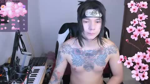 Snapshot of adam_rocket chatting on May 2026 10:36:02 PM Adam online show from May 2026 10:36:02 PM
