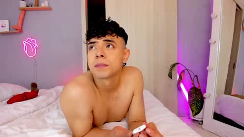 Snapshot of adam_sword4 chatting on January 2025 06:44:02 AM Alan and Jordan online show from January 2025 06:44:02 AM