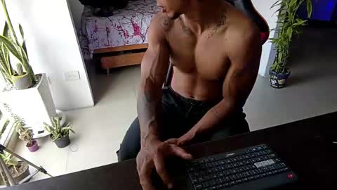 Adam Valencia online show from February 2026 07:52:01 PM