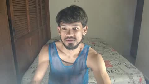 Snapshot of adam_x256 chatting on February 2025 01:10:01 AM instagram  adam x256 online show from February 2025 01:10:01 AM