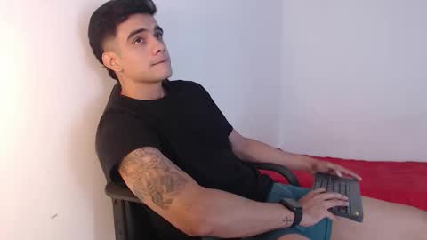 Snapshot of adama_soa chatting on September 2025 05:09:02 AM Hello guys excuse my absence I will be absent for several days for health reasons I hope you understand thank you very much. online show from September 2025 05:09:02 AM