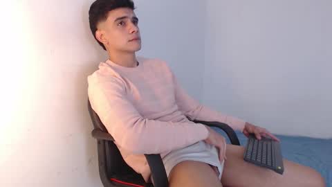 Snapshot of adama_soa chatting on November 2025 09:42:02 AM Hello guys excuse my absence I will be absent for several days for health reasons I hope you understand thank you very much. online show from November 2025 09:42:02 AM