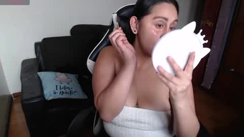 Snapshot of adams_mel chatting on March 2026 05:56:01 PM adams_mel online show from March 2026 05:56:01 PM