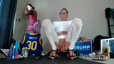 Snapshot of adamseve777 chatting on December 2024 08:58:02 PM TaylorSexbot online show from December 2024 08:58:02 PM