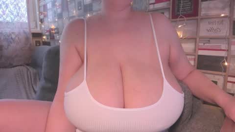 Snapshot of adamsvictory chatting on December 2024 10:48:01 AM Victoria online show from December 2024 10:48:01 AM