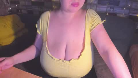 Snapshot of adamsvictory chatting on October 2025 07:03:01 PM Victoria online show from October 2025 07:03:01 PM