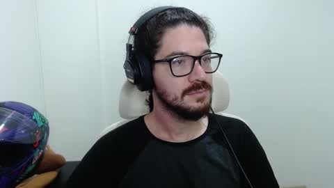 Snapshot of adamussutekh chatting on January 2025 09:34:01 AM Adam online show from January 2025 09:34:01 AM