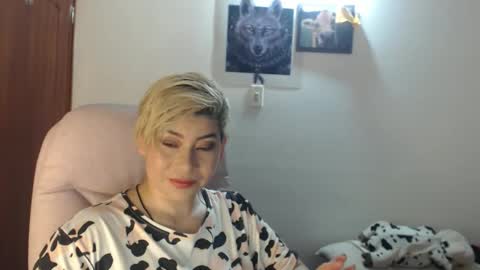 adan_romanoff online show from November 2025 08:28:01 AM