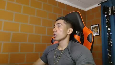 Adan Sin online show from February 2025 04:19:02 PM