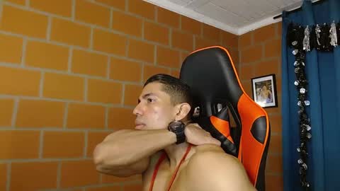 Adan Sin online show from February 2025 02:14:02 PM