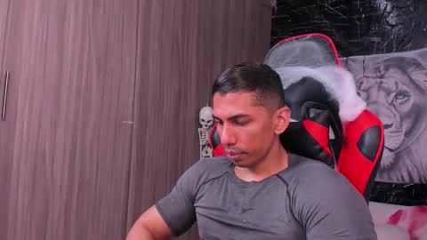 Adan Sin online show from October 2025 04:08:02 PM