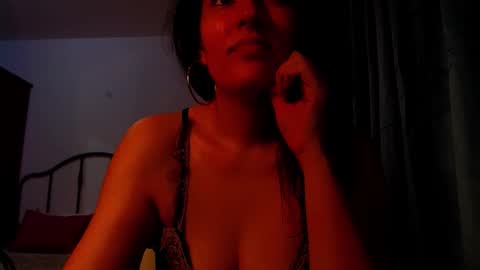 Snapshot of addicted2uts chatting on April 2026 09:28:01 PM amy online show from April 2026 09:28:01 PM