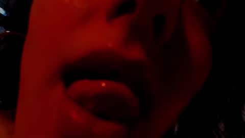 Snapshot of addicted2uts chatting on April 2026 10:56:02 PM amy online show from April 2026 10:56:02 PM