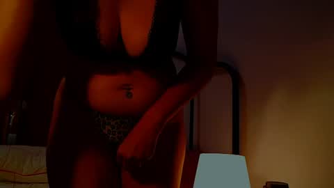 Snapshot of addicted2uts chatting on July 2026 08:33:02 PM amy online show from July 2026 08:33:02 PM
