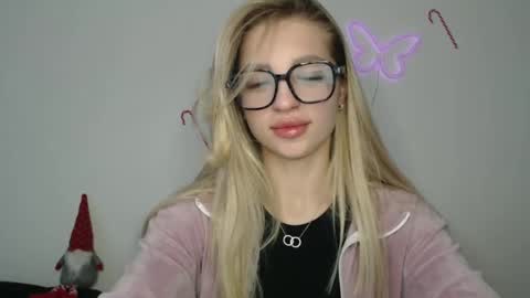 Snapshot of addie_collins chatting on December 2024 09:03:01 AM Kristina online show from December 2024 09:03:01 AM