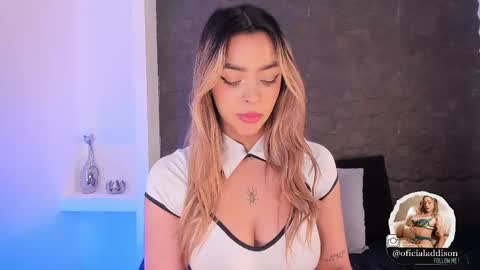 A D D I S O N  online show from March 2025 11:00:02 PM