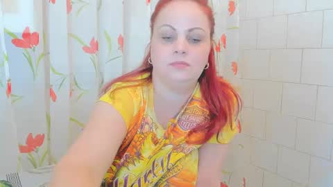Snapshot of adelamilfsexy chatting on February 2025 09:59:01 PM izabellamilf online show from February 2025 09:59:01 PM