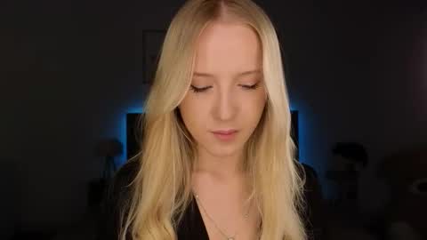 Adele online show from March 2026 08:30:02 PM