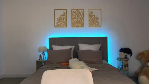 Adele online show from April 2026 09:12:01 PM