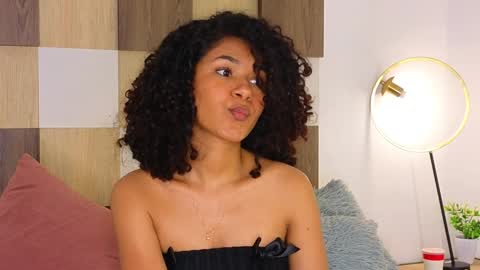 Andrea online show from January 2025 05:12:02 PM