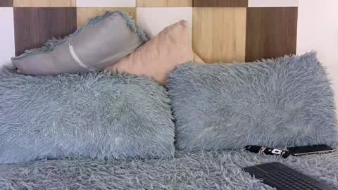 Andrea online show from January 2025 05:41:01 PM