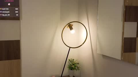 Andrea online show from January 2025 05:52:02 PM