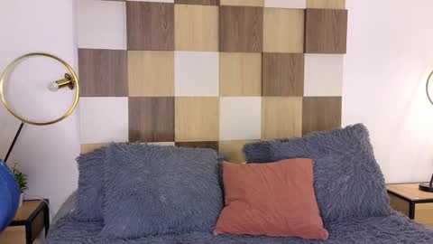 Andrea online show from January 2025 12:16:01 PM