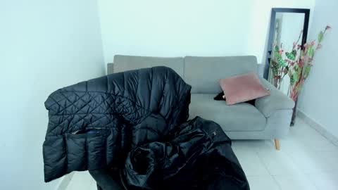 Carolina online show from October 2025 10:26:01 AM