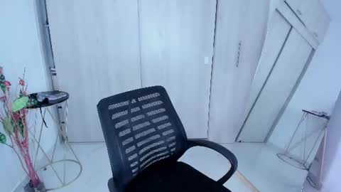 Snapshot of adele_sweett chatting on July 2026 11:04:01 AM Carolina online show from July 2026 11:04:01 AM