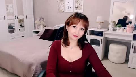 Snapshot of adelemoran chatting on April 2026 09:07:02 PM AdeleMoran online show from April 2026 09:07:02 PM