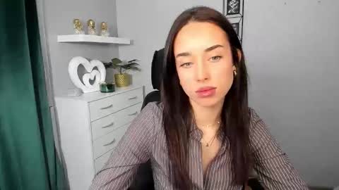 Snapshot of adelesolo chatting on February 2026 06:53:01 AM Adele online show from February 2026 06:53:01 AM