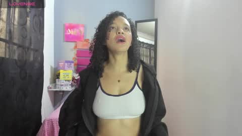 Adeleth online show from November 2025 01:11:02 PM