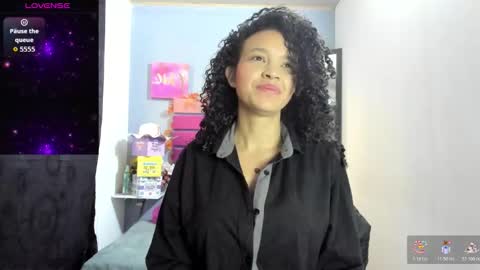 Adeleth online show from December 2025 12:43:01 PM