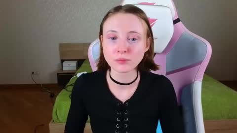 Snapshot of adelina_cowell chatting on March 2026 09:17:02 AM Adelina online show from March 2026 09:17:02 AM