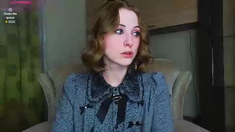 Snapshot of adelina_cowell chatting on July 2026 01:53:01 PM Adelina online show from July 2026 01:53:01 PM