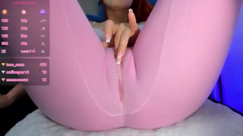 Snapshot of adelinaconte1 chatting on January 2025 10:12:02 PM adelinaconte1 online show from January 2025 10:12:02 PM