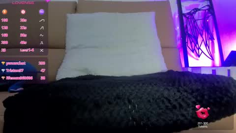 Snapshot of adelinaconte1 chatting on March 2025 10:24:02 PM adelinaconte1 online show from March 2025 10:24:02 PM